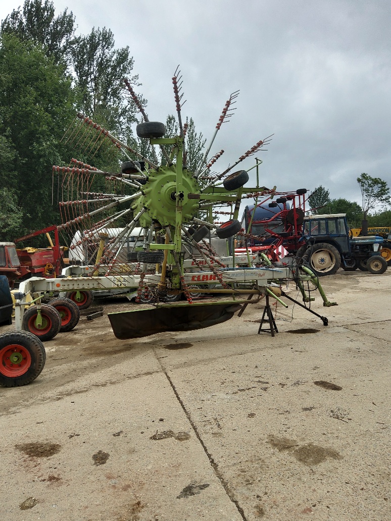 /photos/154607077820200606_Claas Liner 880 Rake.jpg